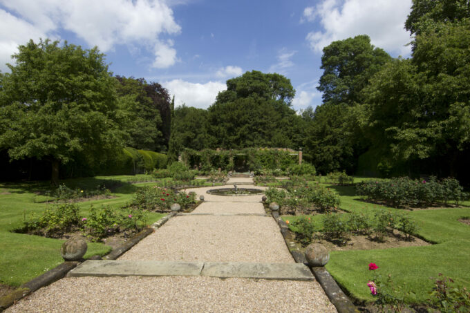 Arbury hall garden west midlands